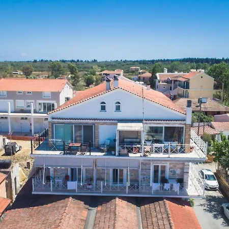 Petrakis Pensionat 2*