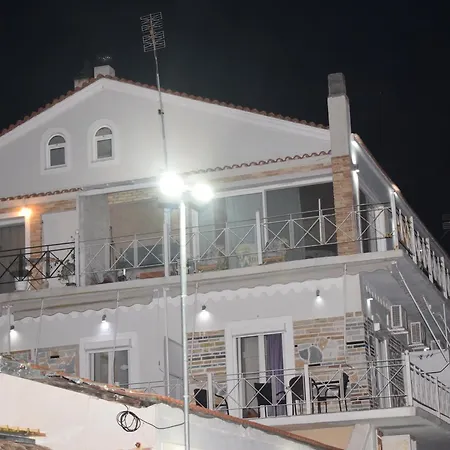 Petrakis Pensionat 2*